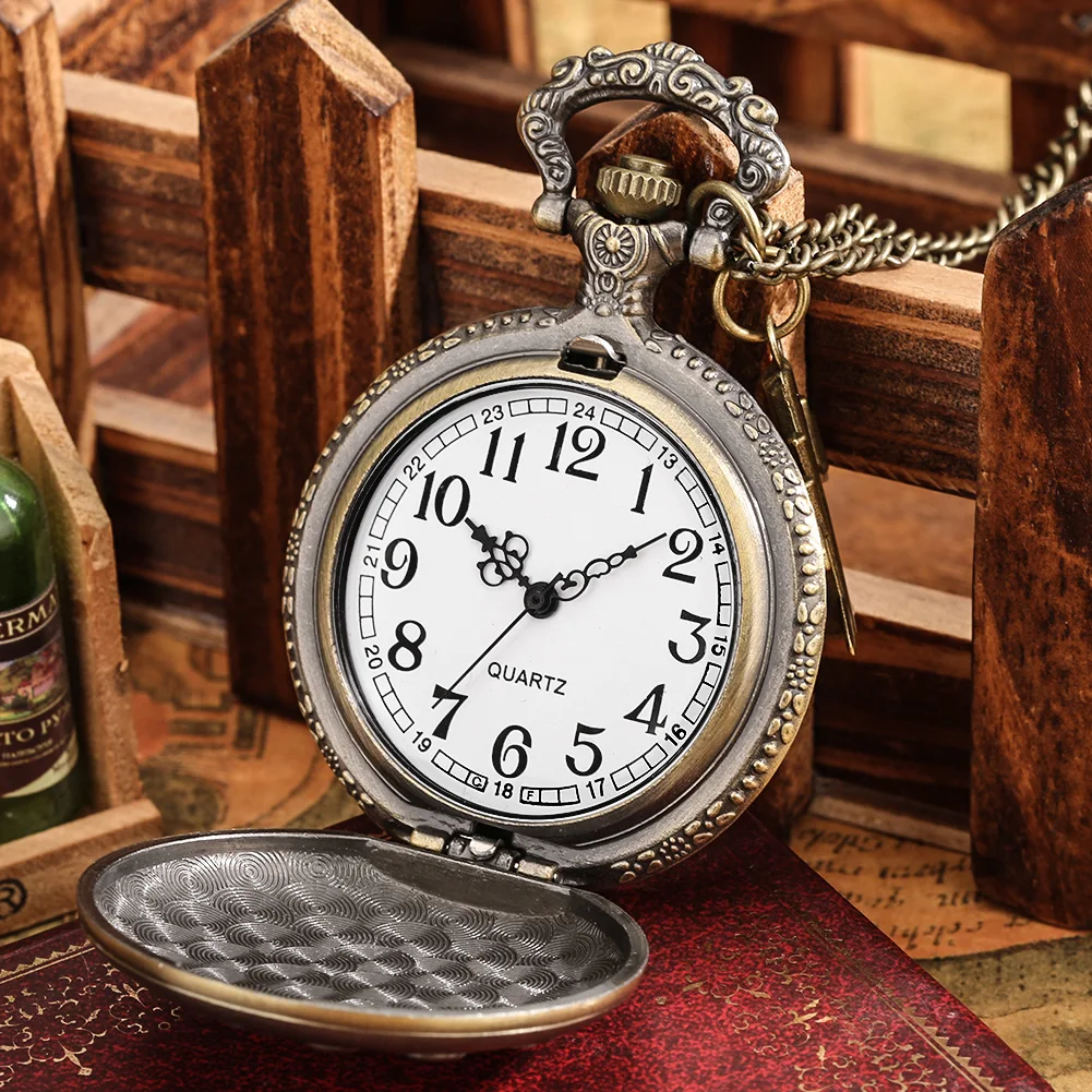 1939-1945 America Nairpower B-29 Aircraft Quartz Pocket Watch Retro Army Military Necklace Chain Clock with Airplane Accessory