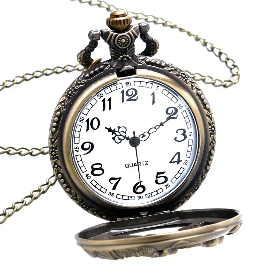 Retro Vintage Bronze Dog Wolf Hollow Quartz Fob Pocket Watch with Necklace Chain Cool Pendant Clock Gift for Male Men