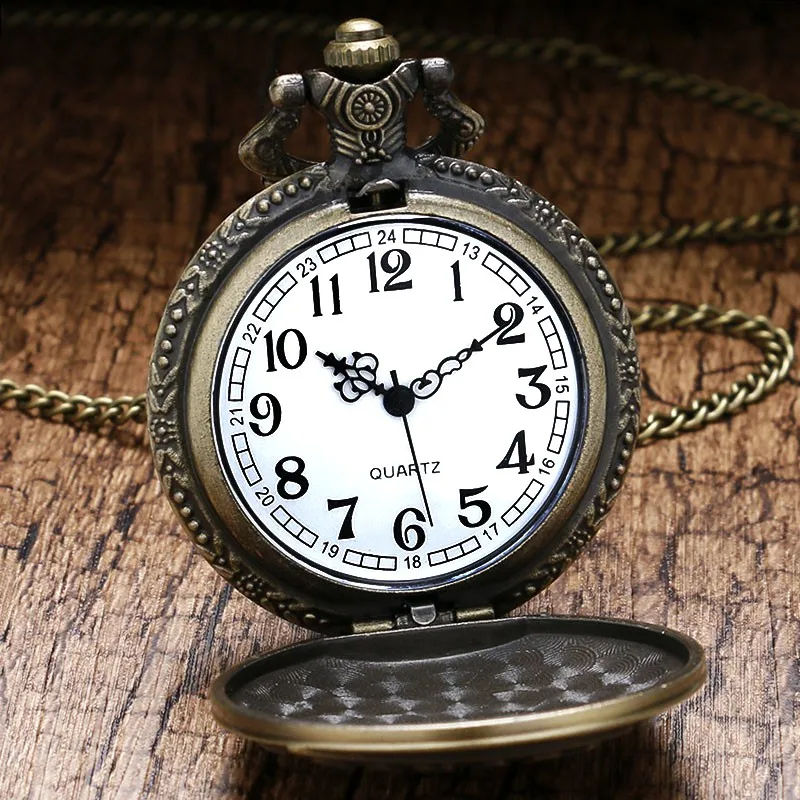 Vintage Bronze Classic Car Design Quartz Pocket Watch Men's Souvenir Gift Collection