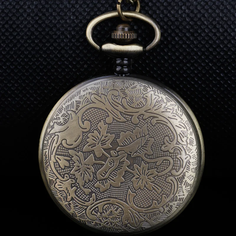 Steampunk Steel Vintage Hollow Black Gear Hollow Quartz Pocket Watch Necklace Pendant Clock Chain Men's Women's CF1036