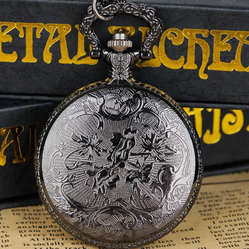 Vintage Steampunk Chain Quartz Necklace Emblem Pocket Watch Timing Jewelry with Intricate Pendant Design Men and Women's Gift