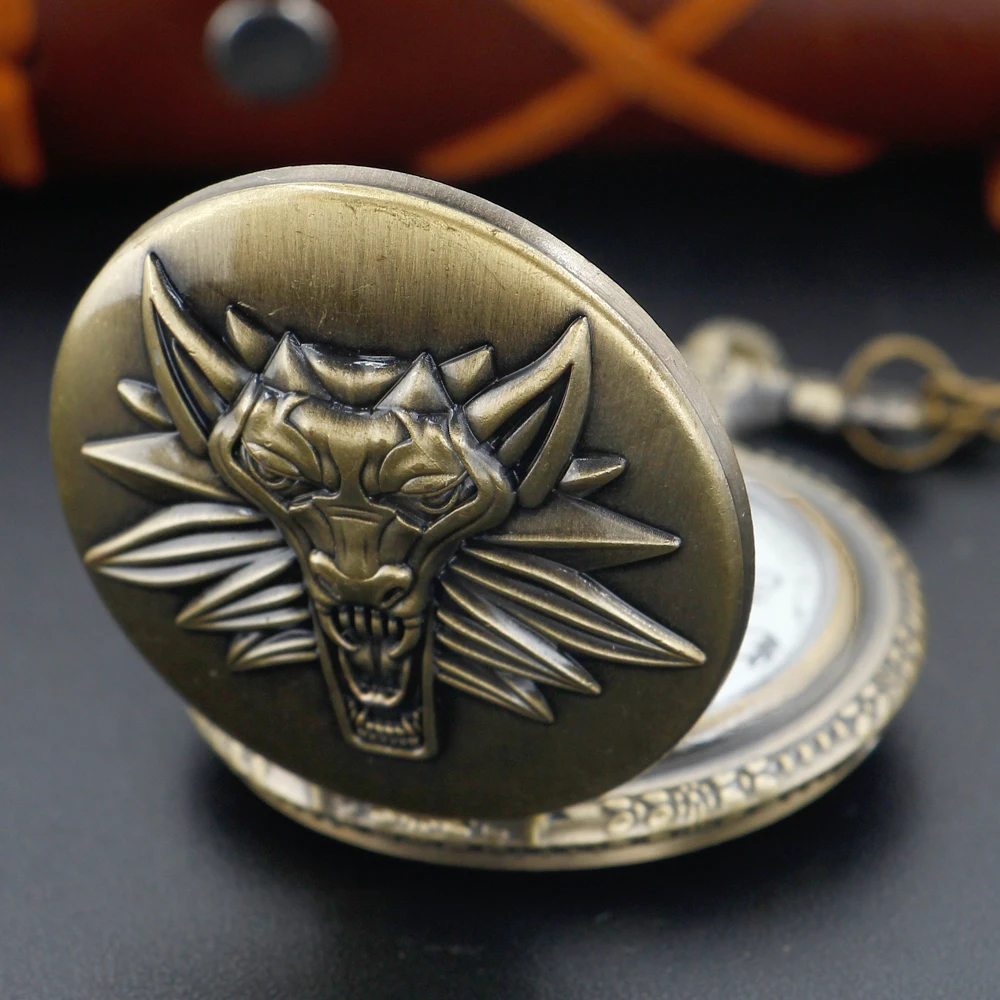 Bronze Antique Western Werewolf Embossed Quartz Pocket Watch Vintage Men's Fob Chain Clock Children's and Women's Gift