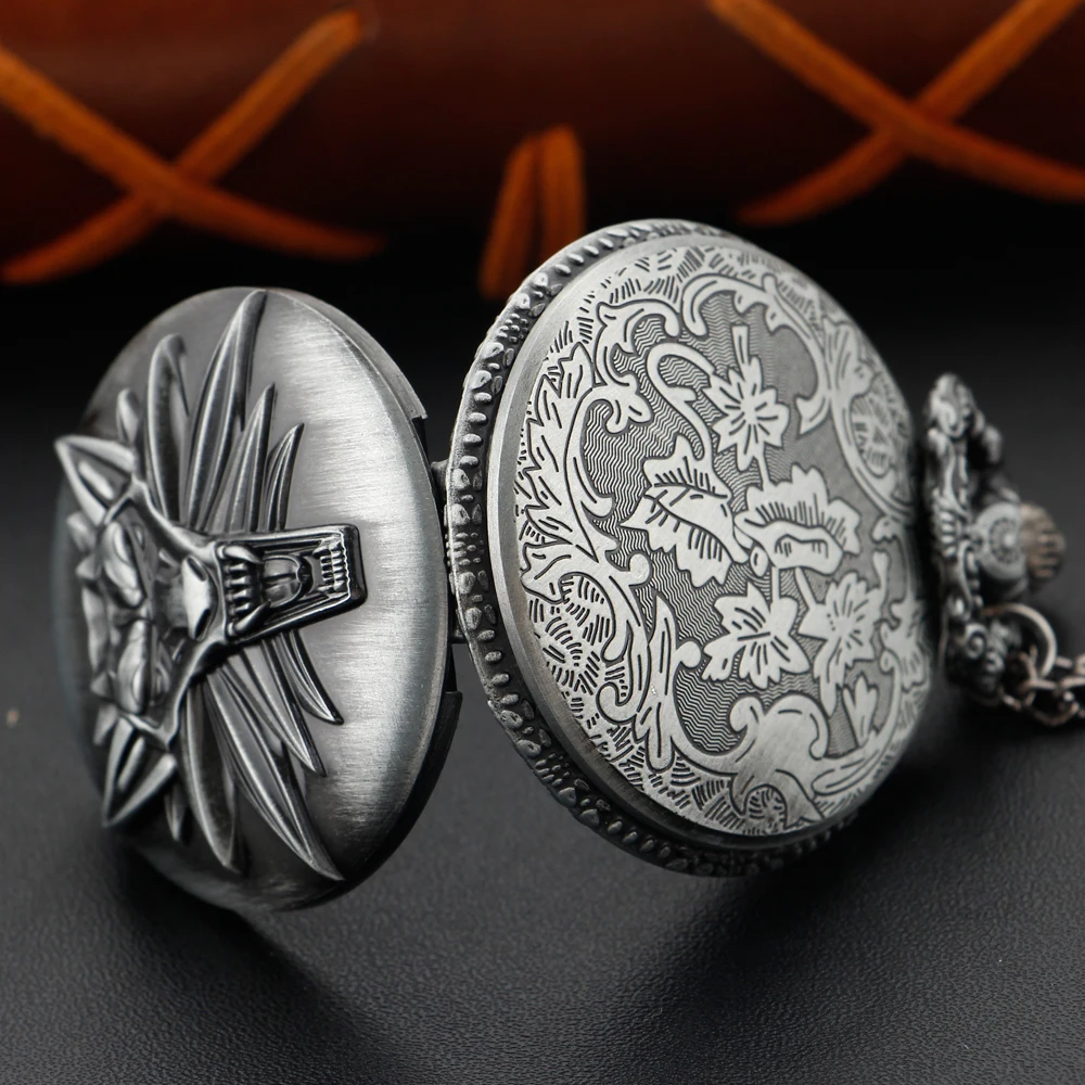 Bronze Antique Western Werewolf Embossed Quartz Pocket Watch Vintage Men's Fob Chain Clock Children's and Women's Gift