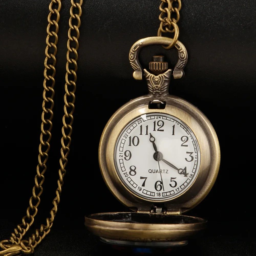Vintage Five-pointed Star Men's Dome Quartz Pocket Watch Arabic Numeral Dial Men Women Necklace Pendant Creative Clock Gifts