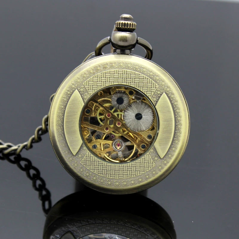 Luxury Luminous Mechanical Pocket Watch Bronze Hollow Wheel Hand-Winding Steampunk Pocket Hanging Chain Antique Watch Best Gifts