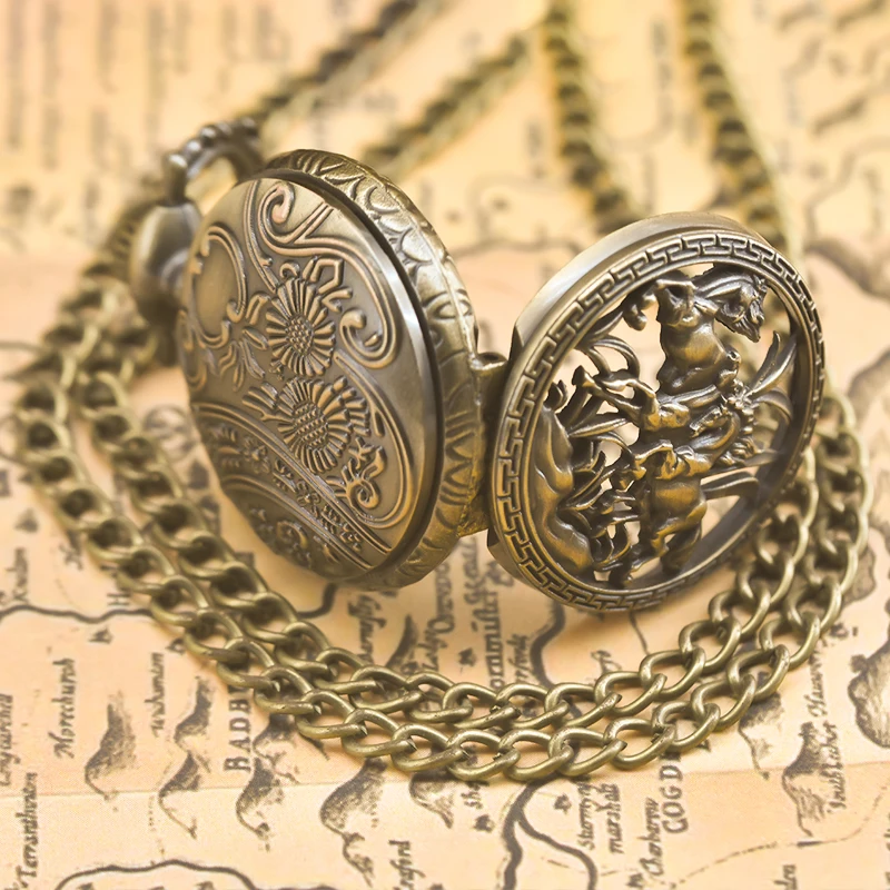 Small Vintage Bronze Steampunk Steed Carved Trumpet Quartz Pocket Watch Necklace Pendant Clock Chain Men Women Chain Gift