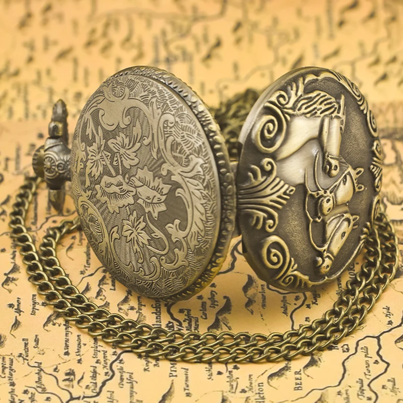 Retro Charm Neutral Fashion Three Horse Carving Quartz Steampunk Pocket Watch Men's and Women's Necklace Pendant Gift