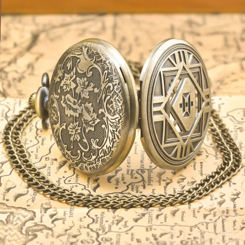 Retro Bronze Steampunk Flip-Top Male And Female Student Gift Quartz Necklace Series Commemorative Pocket Watch