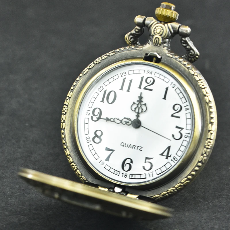 Vintage Bronze Steampunk Great Wall Of China Quartz Pocket Watch Necklace Pendant Clock Chain Men Women Chain Collection Gift