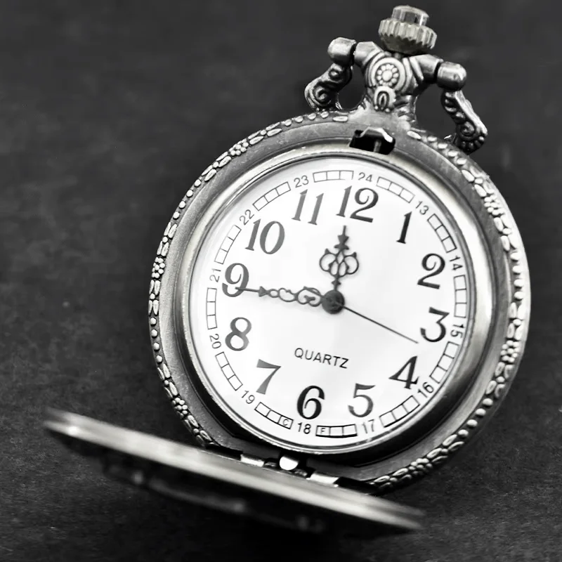 Retro Charm Neutral Handsome Fashion Dragon Group Carving Quartz Pocket Watch Steampunk Men's and Women's Necklace Pendant Gift