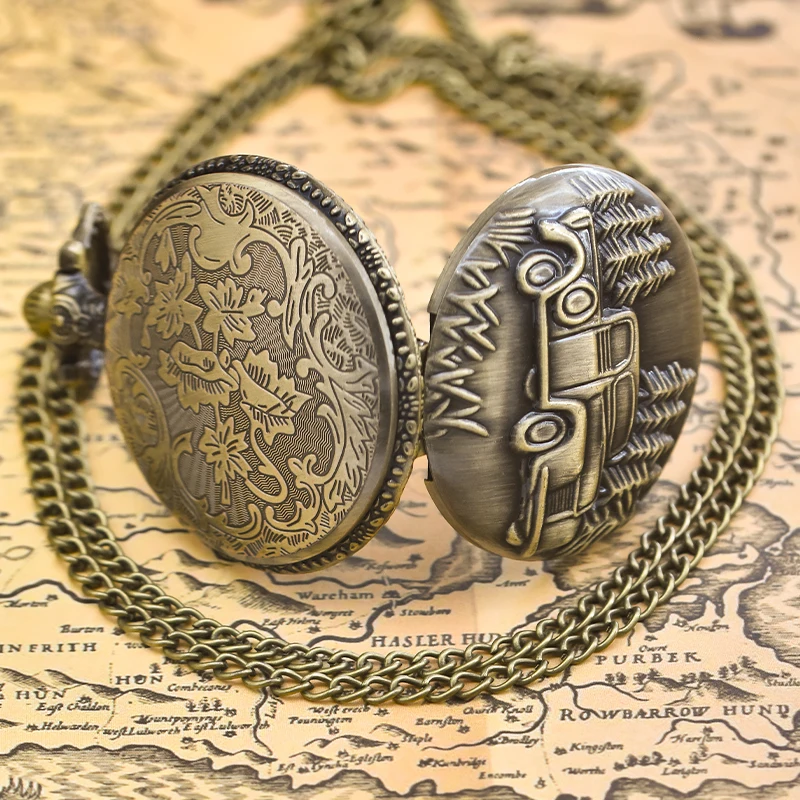 Vintage Bronze Clamshell Vintage Car Cameo Necklace Quartz Pocket Watch Gifts Are Common For Male And Female Students