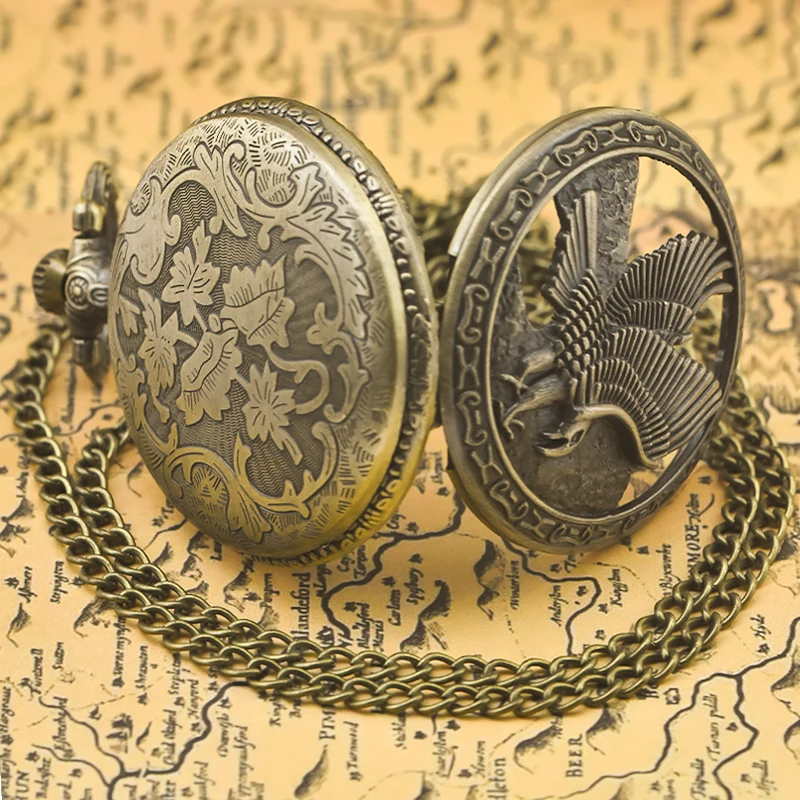 Retro Charm Neutral Fashion Hollow Eagle Carving Quartz Pocket Watch Steampunk Men's and Women's Necklace Pendant Gift
