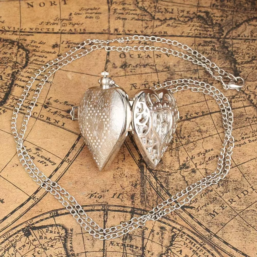 Retro Charm Neutral Fashion Heart Shaped Hollow Small Quartz Steampunk Pocket Watch Men's and Women's Necklace Pendant Gift