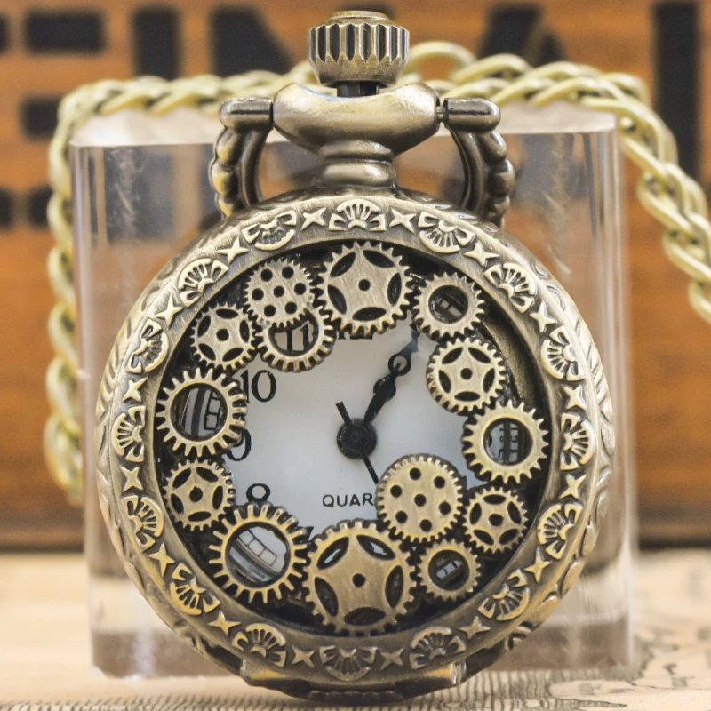 Vintage Bronze Steampunk Gear Carving Small Pocket Quartz Pocket Watch Necklace Pendant Clock Chain Men's and Women's Gifts