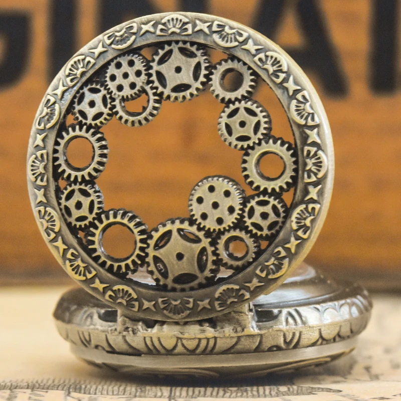 Vintage Bronze Steampunk Gear Carving Small Pocket Quartz Pocket Watch Necklace Pendant Clock Chain Men's and Women's Gifts