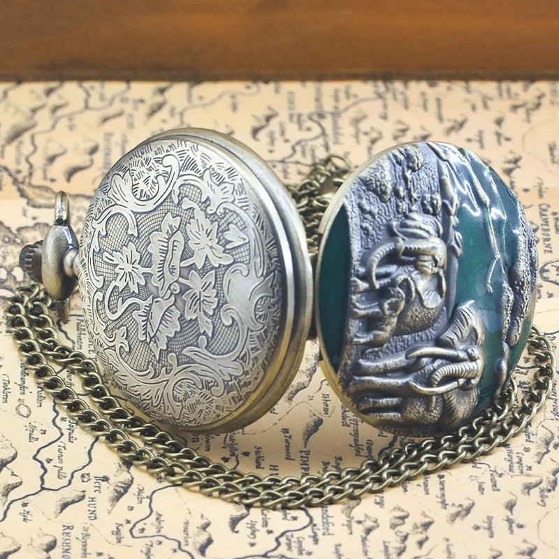 Vintage Charm Neutral Fashion Elephant Group Carving Quartz Steampunk Pocket Watch Men's and Women's Necklace Pendant Gift