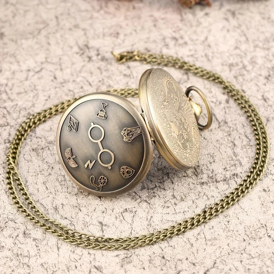 Retro Cartoon Sparkle Glasses Graphic Quartz Pocket Watch - A Timeless Accessory!