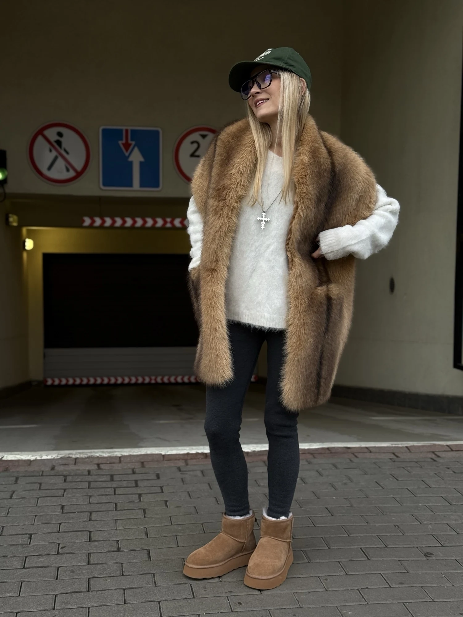 PUAL 2026 Brand Fashion Faux Fur Scarf for Woman Autumn Winter Fluffy Striped Eco Fox Fur Neckerchief Luxury Shawl Scarves