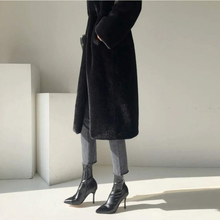 Lautaro Winter Long Black Luxury Elegant Stylish Thick Warm Fluffy Hairy Soft Faux Mink Fur Coat Women Stand Collar Sashes 2023