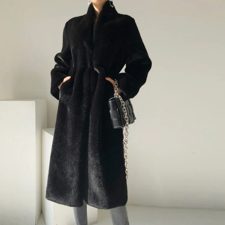 Lautaro Winter Long Black Luxury Elegant Stylish Thick Warm Fluffy Hairy Soft Faux Mink Fur Coat Women Stand Collar Sashes 2023