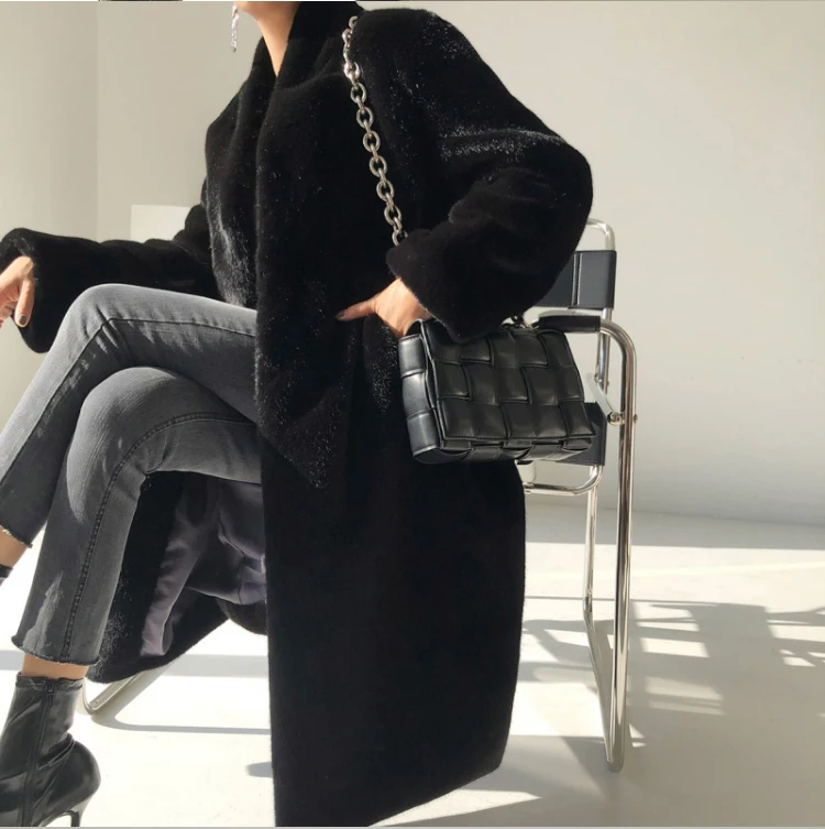 Lautaro Winter Long Black Luxury Elegant Stylish Thick Warm Fluffy Hairy Soft Faux Mink Fur Coat Women Stand Collar Sashes 2023