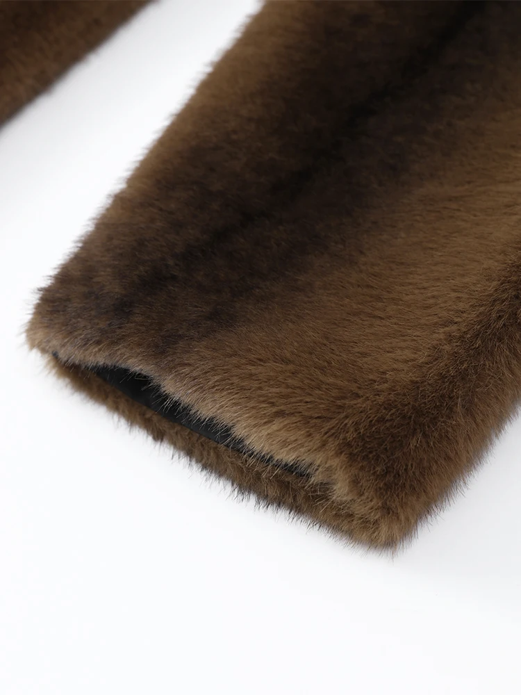 Women Solid Faux Fur Long Coat Lapel Long Sleeve Fluffy Luxury Loose Casual Outerwear 2026 Fashion Winter High Street Outwears