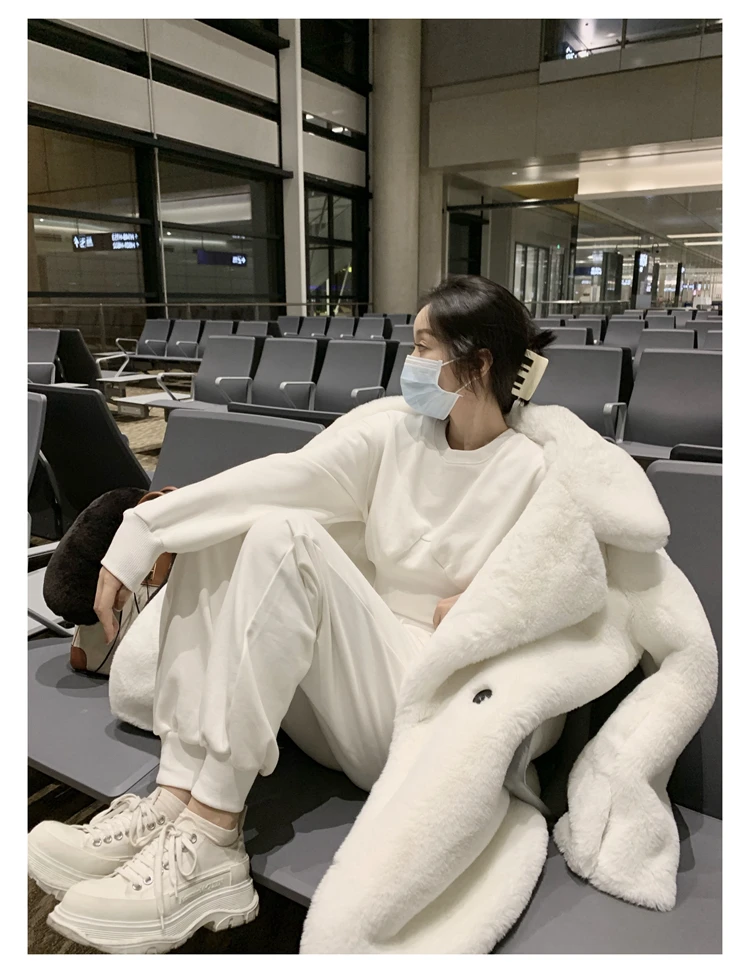 Lautaro Winter Warm White Faux Fur Coat Women Long Sleeve Lapel Double Breasted Luxury Elegant Fluffy Fake Rabbit Fur Blazers