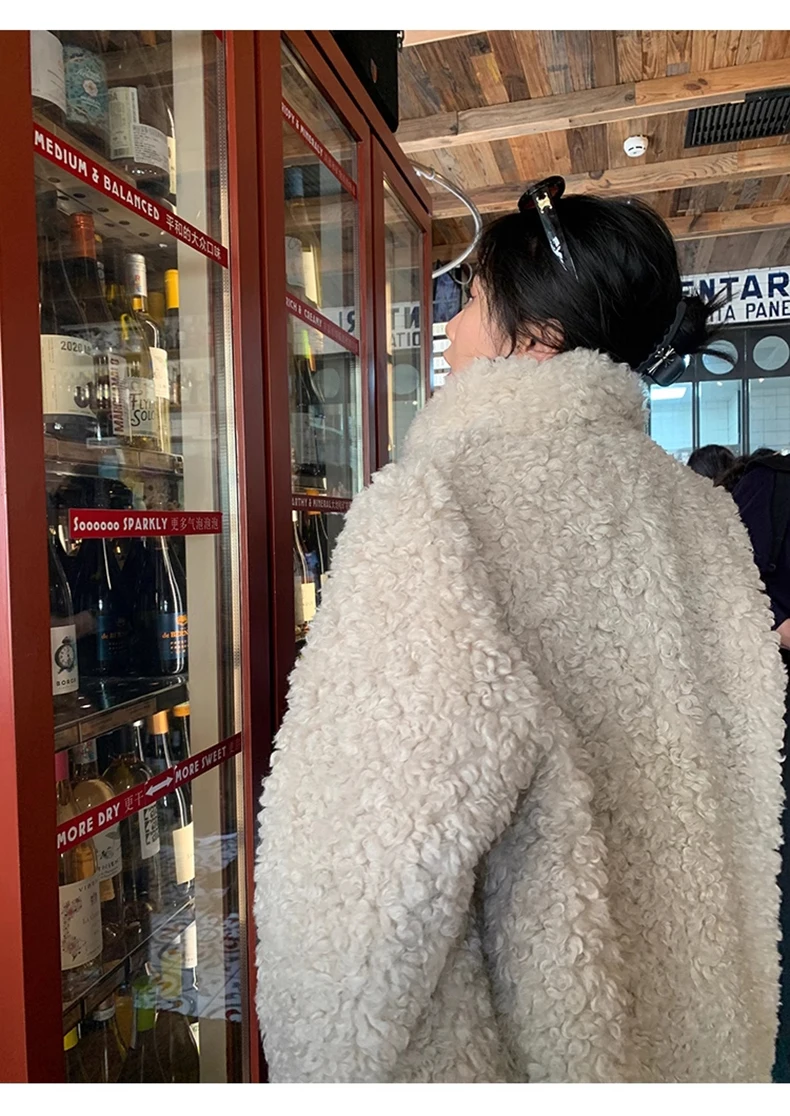 Lautaro Winter Long Loose Casual Soft Thick Warm Fluffy Black Faux Fur Coat Women Stand Collar Hairy Furry Fuzzy Overcoat 2023