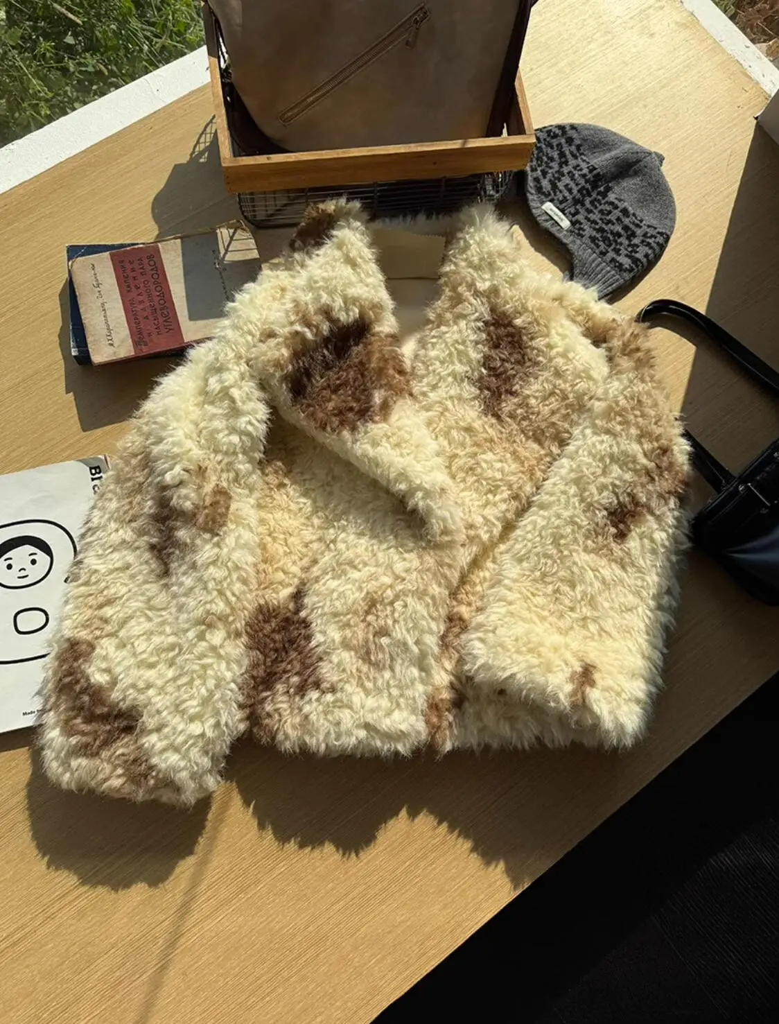 HIGH QUALITY Winter Large Lapel Curly Lamb Fur Coat Long Sleeve Warm Shaggy Tie Dye Gradient Faux Fur Jacket Loose Outerwear