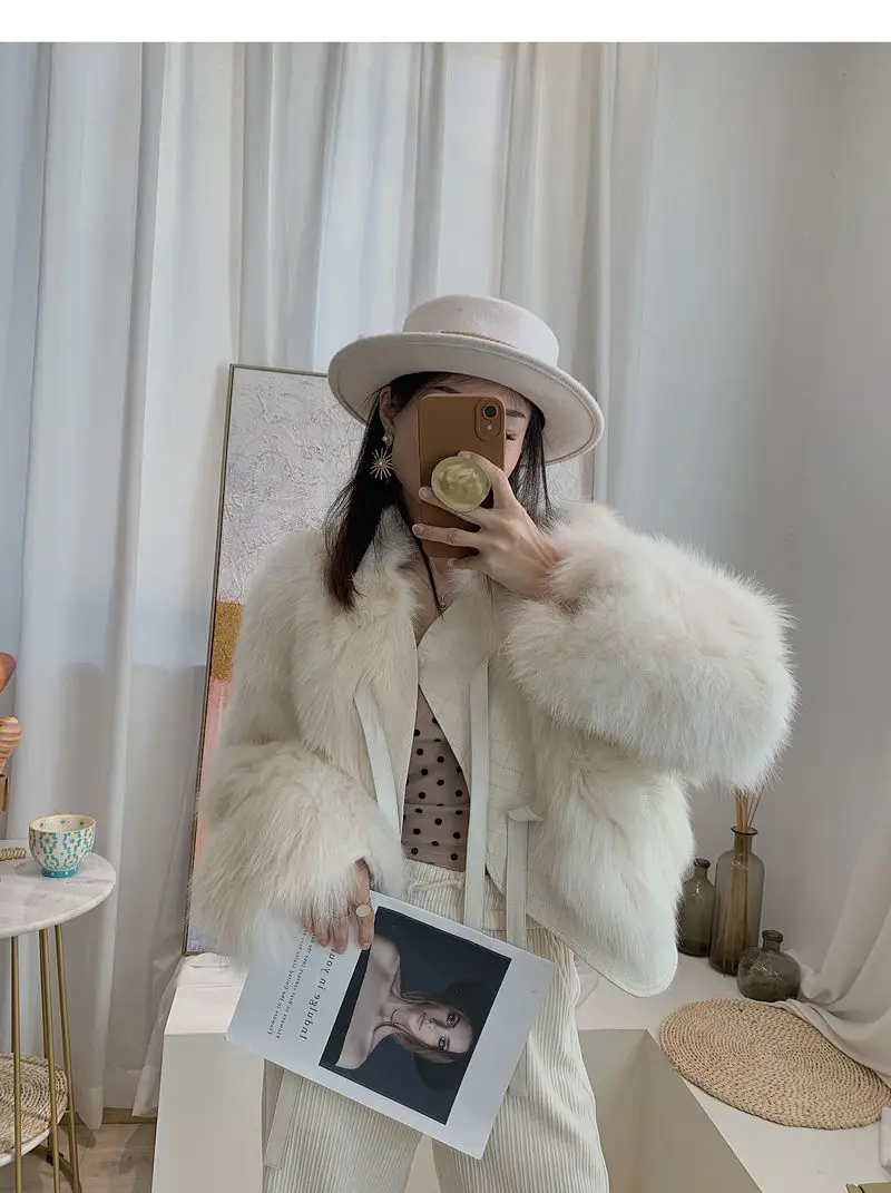 Imitation Fox Fur Grass Coat Women's Short 2026 Autumn/Winter New Korean Version Versatile Lace Up Thick Top Female Warm Outwear