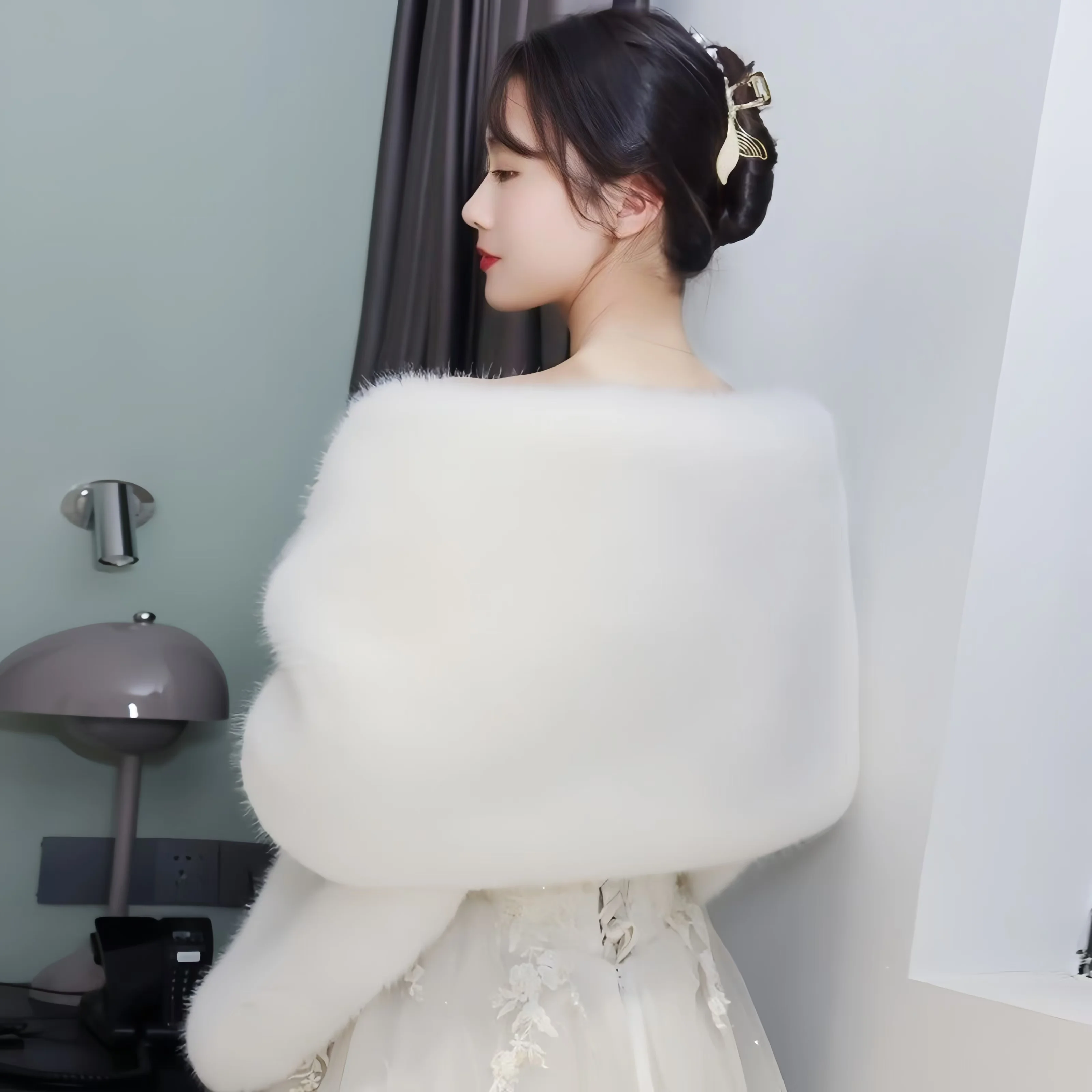 New Autumn Women Open Stitch Solid Color Shawls with Faux Fur Flocking Short Cape Female Winter Pashmina Wraps
