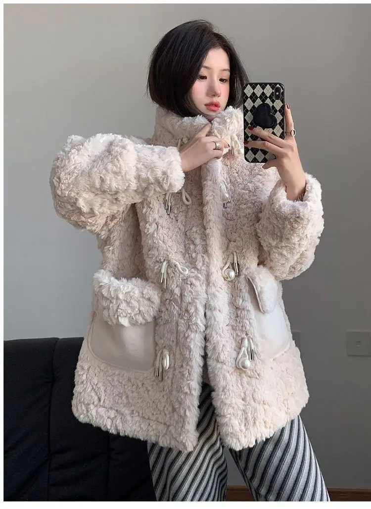 Winter Woman Fluffy Lamb's Fur Coat Warm Faux Fur Coat Collar Short Outerwear Coat Cowl Button Korean Fur Jackets New