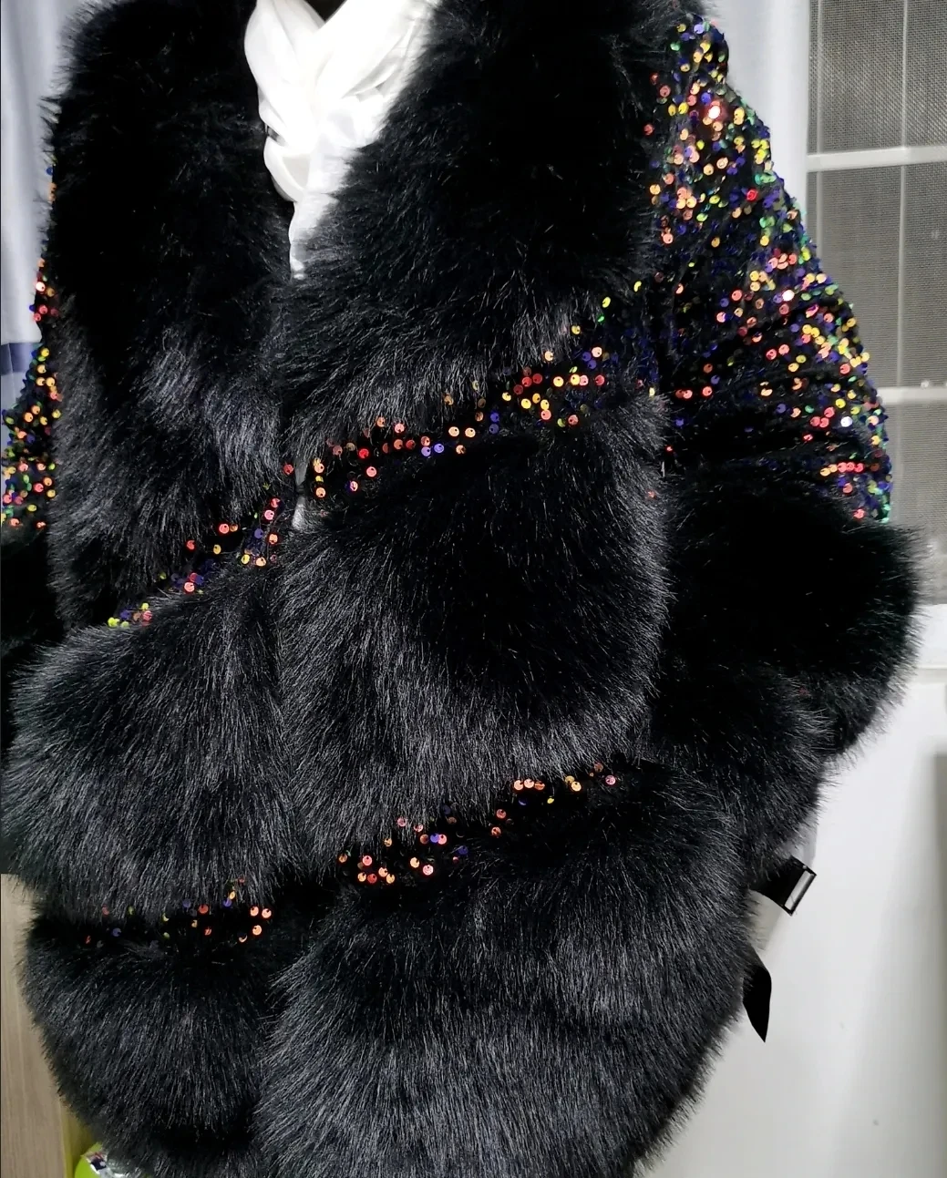 Faux Fur Coat for Women, Turn-down Collar Jacket, Loose Spliced Overcoat, Covered Button, Sequins, Female, New, Winter