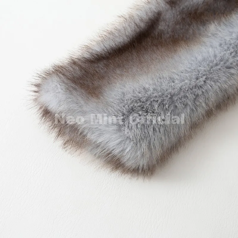 Neo Mint 2025 Winter Exclusive Striped Faux Fur Jacket Women Overcoat Brand Blogger Fashion Fluffy Fox Fur Collar Coat Outerwear