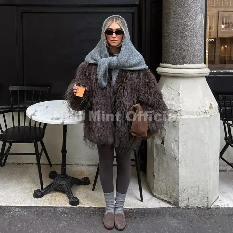 Neo Mint Ins Brand Fashion 2025 Winter Chocolate Brown Oversized Faux Fur Coat Women Fluffy Tassles Jacket Thick Chunky Overcoat