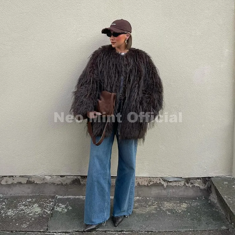 Neo Mint Ins Brand Fashion 2025 Winter Chocolate Brown Oversized Faux Fur Coat Women Fluffy Tassles Jacket Thick Chunky Overcoat