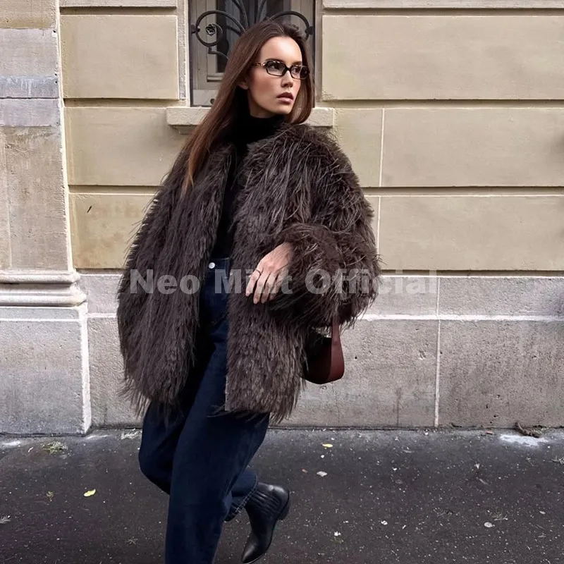 Neo Mint Ins Brand Fashion 2025 Winter Chocolate Brown Oversized Faux Fur Coat Women Fluffy Tassles Jacket Thick Chunky Overcoat