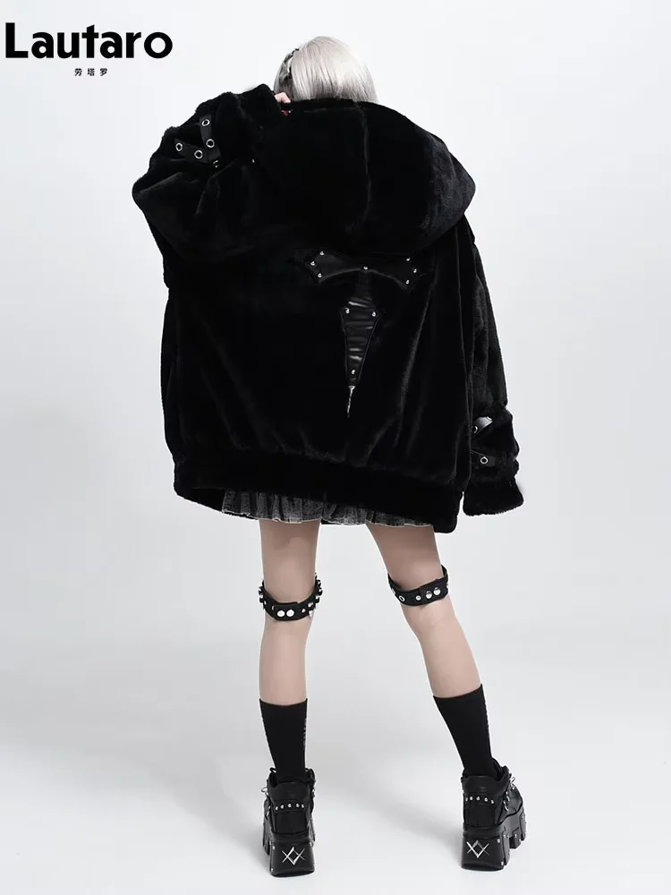 Lautaro Autumn Winter Thick Warm Faux Fur Coat Women with Hood Zipper Luxury Japanese Style Punk Harajuku Fluffy Jacket 2026