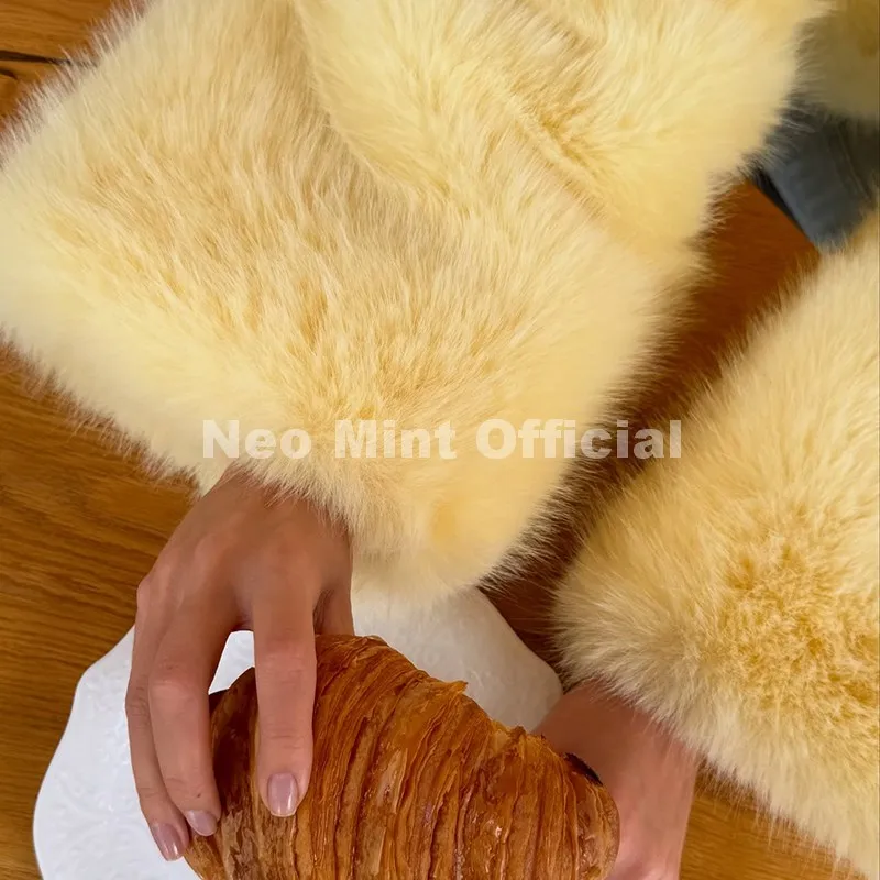 Neo Mint Winter 2025 Pure White Mountain Fashion Hooded Cropped Faux Fur Coat Women Fluffy Eco Fox Fur Jacket Girls Hot Overcoat