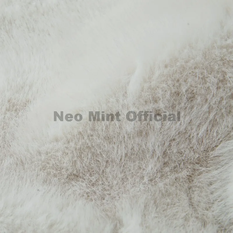 Neo Mint Winter 2025 Pure White Mountain Fashion Hooded Cropped Faux Fur Coat Women Fluffy Eco Fox Fur Jacket Girls Hot Overcoat