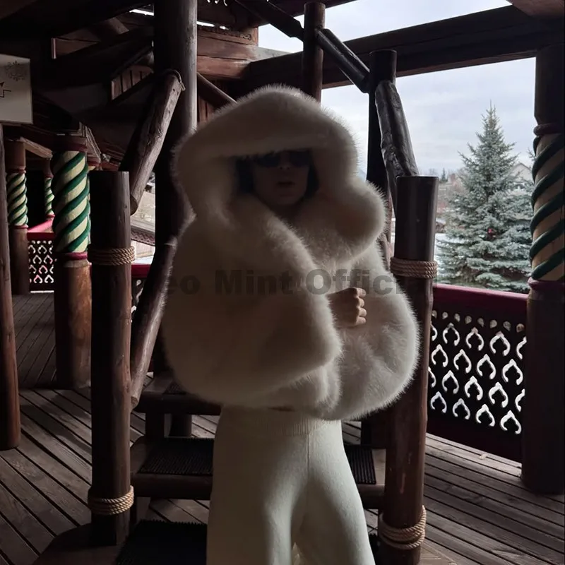 Neo Mint Winter 2025 Pure White Mountain Fashion Hooded Cropped Faux Fur Coat Women Fluffy Eco Fox Fur Jacket Girls Hot Overcoat