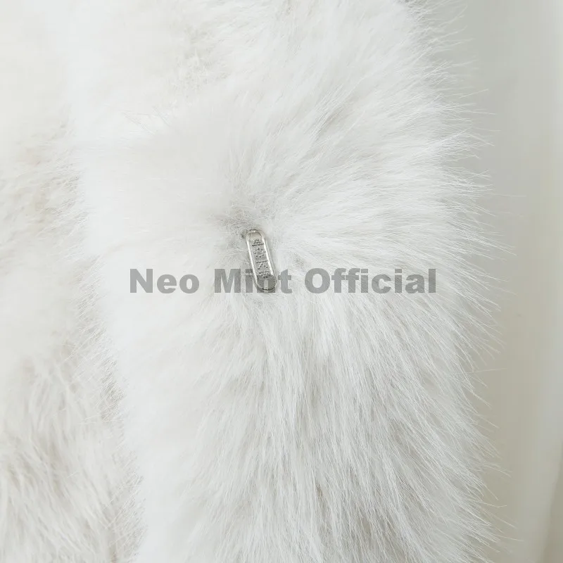 Neo Mint Winter 2025 Pure White Mountain Fashion Hooded Cropped Faux Fur Coat Women Fluffy Eco Fox Fur Jacket Girls Hot Overcoat