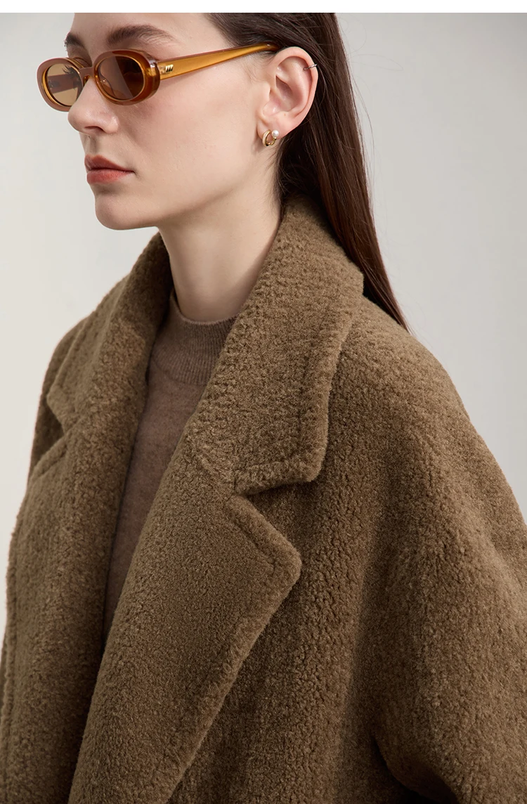 Amii Fur Coat 2025 Winter New Minimalist Double Breasted Women's Fur Coat Loose Warm Elegance Versatile Fur Jacket Long 12524034