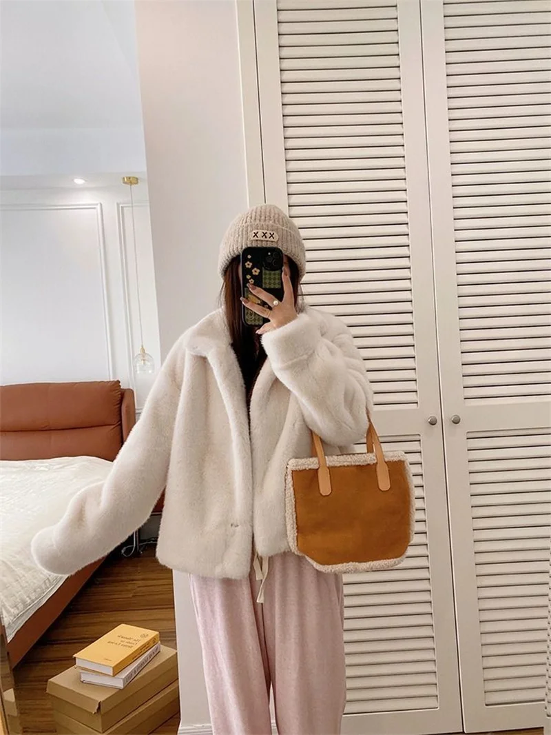 New 2027Fur Jacket Fashion Short Mink Coat High-Quality Mink Fur Coat Women Autumn Winter Temperament Mao Mao Outwear Ladies Top