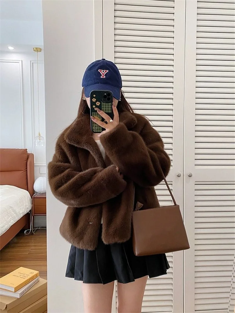 New 2027Fur Jacket Fashion Short Mink Coat High-Quality Mink Fur Coat Women Autumn Winter Temperament Mao Mao Outwear Ladies Top
