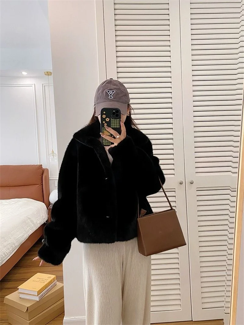 New 2027Fur Jacket Fashion Short Mink Coat High-Quality Mink Fur Coat Women Autumn Winter Temperament Mao Mao Outwear Ladies Top