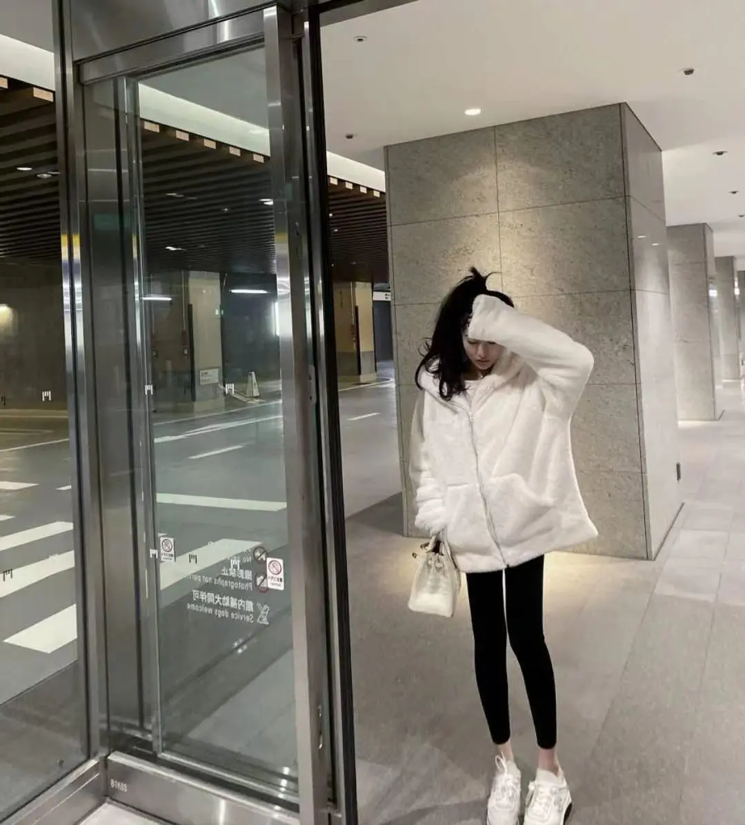 Autumn Winter New Hooded Imitation Rabbit Hair Mid-Length Loose Fashion Fur Coat Korean Loose Thicke Plush Jacket Women Outwear