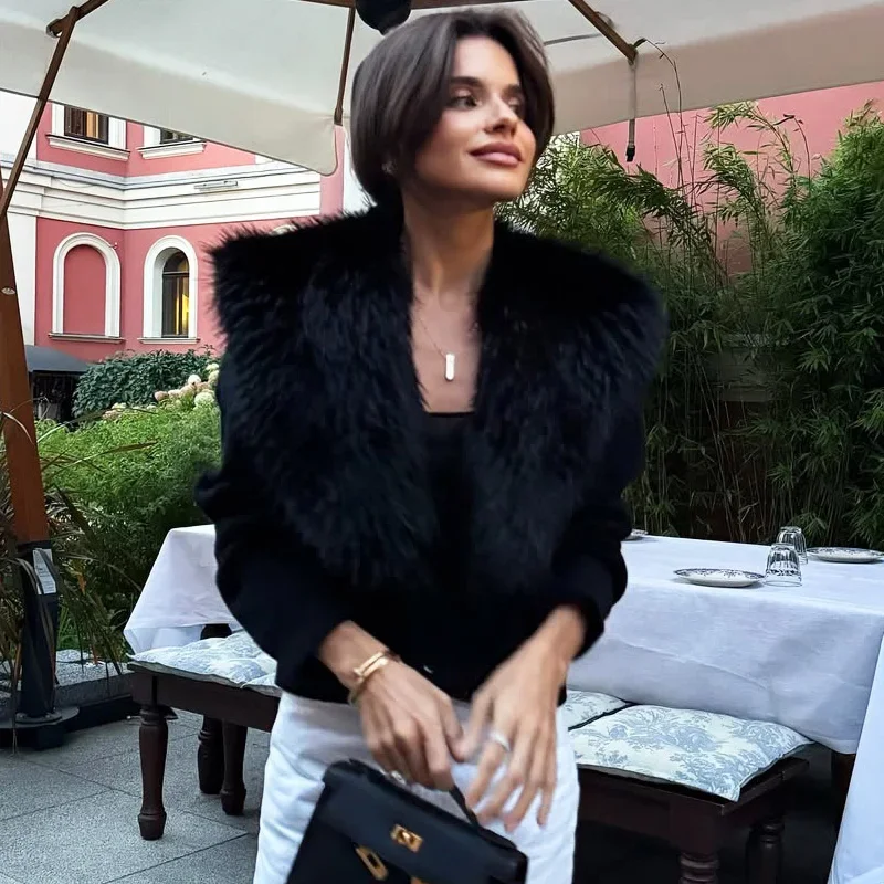 Tuularose Elegant Faux Fur Coats Women's Warm Puffy Slim Long-Sleeve Collared Cardigan Winter Fashion High-Street Women Outwear