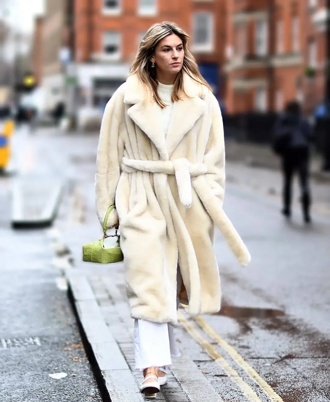 2026 Faux Fur Maxi Jacket Women Thick Belt Autumn Winter Coat Long Warm Luxury Belt Fur Black Parkas Bontjas Furry Outerwear