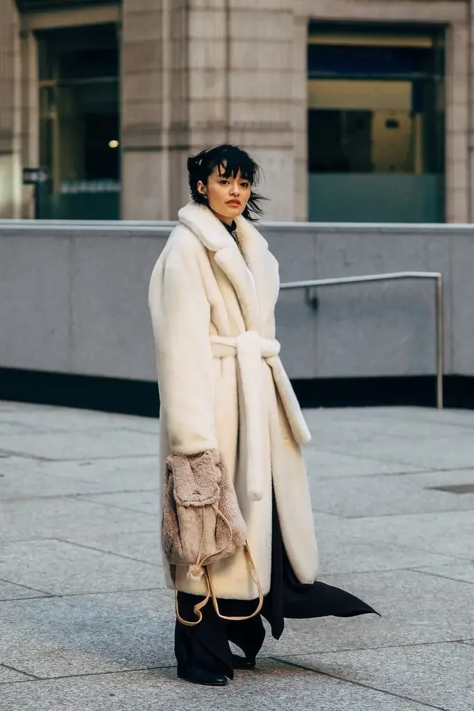 2026 Faux Fur Maxi Jacket Women Thick Belt Autumn Winter Coat Long Warm Luxury Belt Fur Black Parkas Bontjas Furry Outerwear